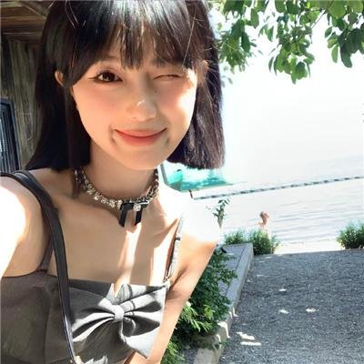 重磅腥闻海报