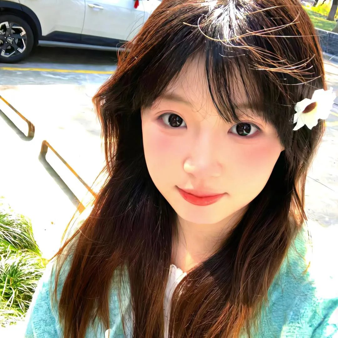 一袭青衣处女心海报